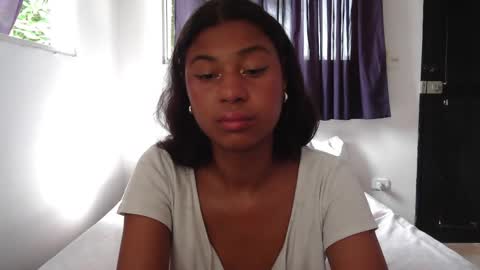 Snapshot of dark_enchantress_ chatting on 03/08/26, 04:22 Sofia online show from 03/08/26, 04:22