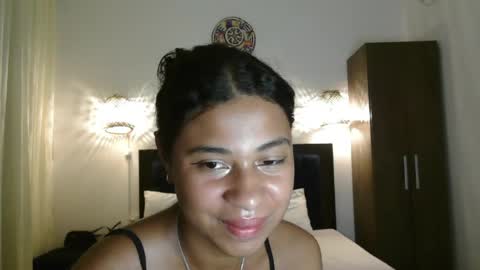 Snapshot of dark_enchantress_ chatting on 03/31/26, 06:58 Sofia online show from 03/31/26, 06:58