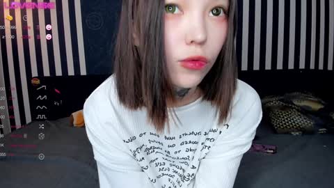 Ester online show from 01/25/25, 01:52