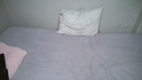 dark_lovly online show from 11/08/25, 10:41