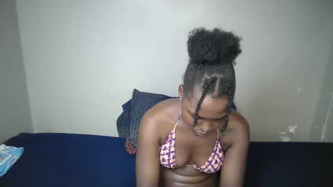 dark_lovly online show from 03/02/26, 07:15