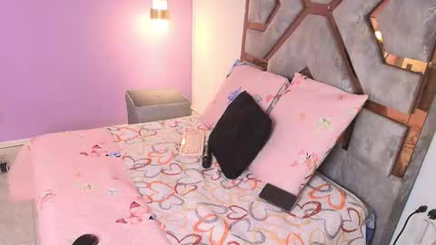 CELESTE online show from 12/19/25, 04:30