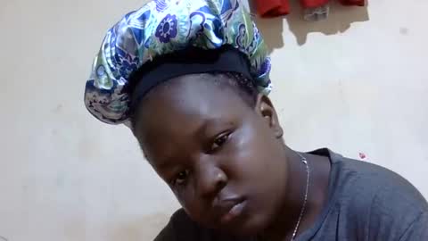 dark_princess1 online show from 10/27/25, 06:17