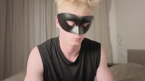 Snapshot of dark_rogue18 chatting on 07/07/26, 04:22 Dominic XDominus518 online show from 07/07/26, 04:22