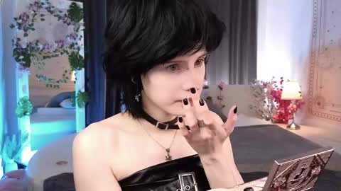 Vamp  online show from 03/07/25, 07:41