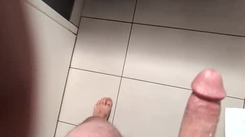 darkale24759843 online show from 12/02/25, 12:38