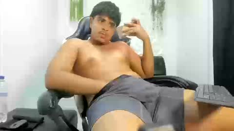 Snapshot of darkalphax01 chatting on 03/13/26, 06:03 darkalphax01 online show from 03/13/26, 06:03