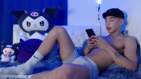 Blake online show from 01/21/25, 01:39