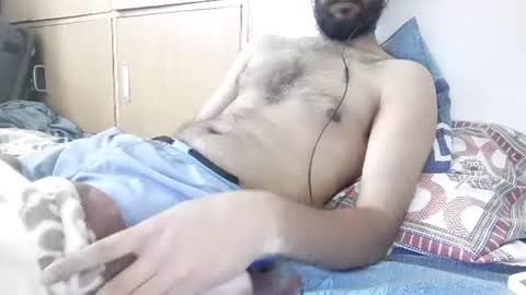 Snapshot of darkbud03 chatting on 07/10/26, 05:12 just a guy online show from 07/10/26, 05:12