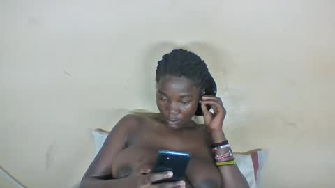 Snapshot of darkcaramel1 chatting on 07/10/26, 06:07 darkcaramel1 online show from 07/10/26, 06:07
