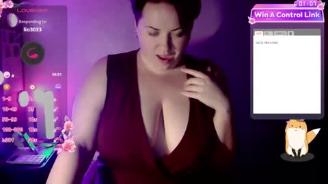 DarkCherryVelvet online show from 04/08/26, 10:43