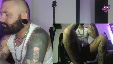 Snapshot of darkclothes chatting on 12/31/24, 03:42 darkclothes online show from 12/31/24, 03:42