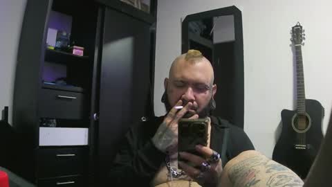 Snapshot of darkclothes chatting on 01/09/25, 05:00 darkclothes online show from 01/09/25, 05:00