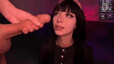 Yuu online show from 12/04/25, 05:39