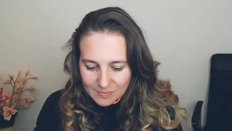 Anna online show from 10/02/25, 09:22