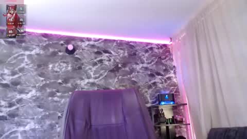 Snapshot of darkly_waxx chatting on 02/18/25, 05:21 New account. Help me reach 100 thumbs up online show from 02/18/25, 05:21