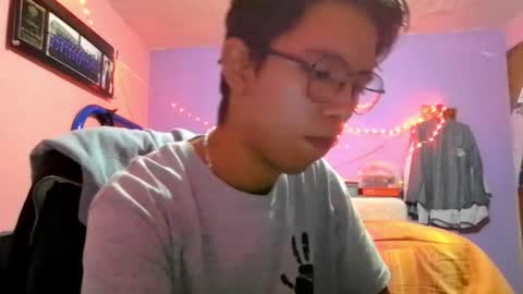 Snapshot of darknex_ chatting on 05/22/26, 02:08 Jose Ian online show from 05/22/26, 02:08
