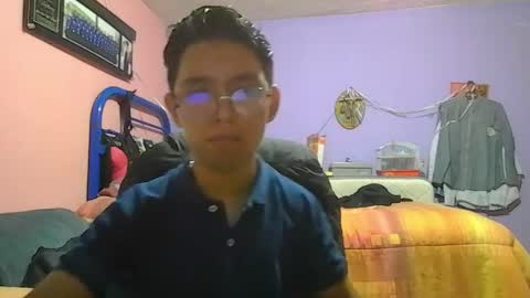 Snapshot of darknex_ chatting on 06/01/26, 03:19 Jose Ian online show from 06/01/26, 03:19