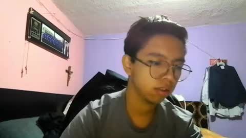Snapshot of darknex_ chatting on 07/11/26, 05:10 Jose Ian online show from 07/11/26, 05:10