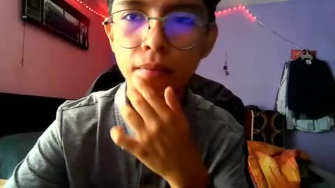 Snapshot of darknex_ chatting on 07/13/26, 03:48 Jose Ian online show from 07/13/26, 03:48