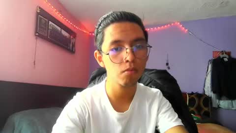 Snapshot of darknex_ chatting on 07/15/26, 09:31 Jose Ian online show from 07/15/26, 09:31