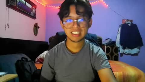Snapshot of darknex_ chatting on 07/19/26, 06:17 Jose Ian online show from 07/19/26, 06:17