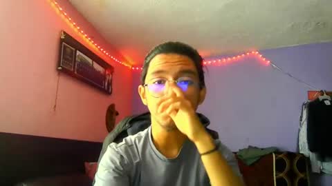 Snapshot of darknex_ chatting on 07/23/26, 07:34 Jose Ian online show from 07/23/26, 07:34