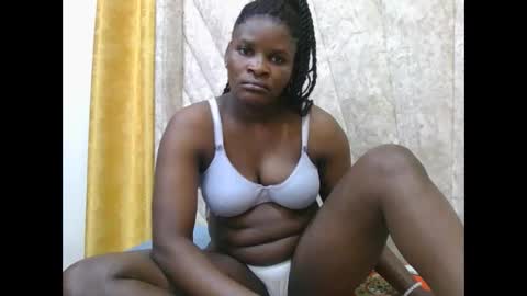 SHANICE online show from 10/14/25, 02:56