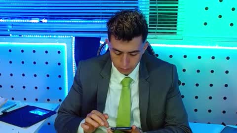 DARKO0717 online show from 12/02/25, 11:48