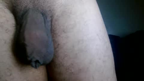 Snapshot of darkred95 chatting on 12/22/25, 05:37 darkred95 online show from 12/22/25, 05:37