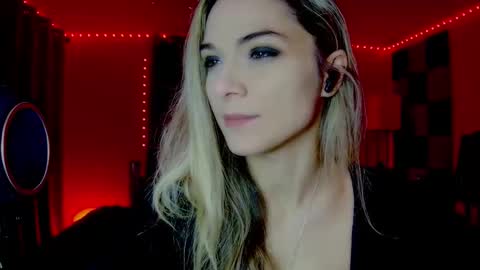 roseredgoddess online show from 11/06/25, 04:02