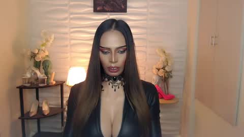 HAPPY BIRTHDAY MISTRESS MADRIANA online show from 12/03/24, 04:28