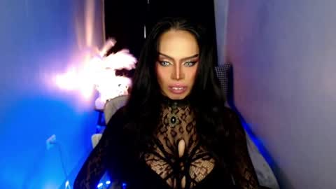 Snapshot of darksoul_mistress chatting on 07/08/26, 07:35 HAPPY BIRTHDAY MISTRESS MADRIANA online show from 07/08/26, 07:35