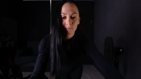 darkspark_ online show from 11/01/25, 11:01