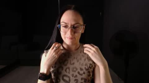 darkspark_ online show from 11/24/25, 11:10