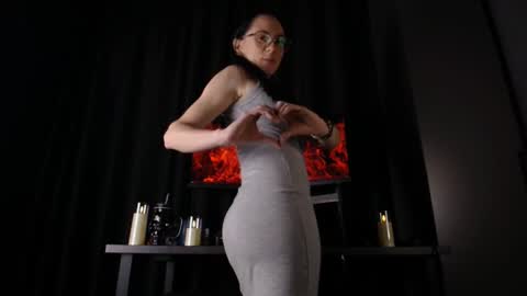 darkspark_ online show from 12/19/25, 10:22