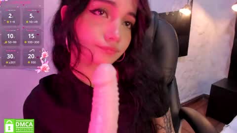 Snapshot of darky_doll chatting on 04/30/26, 01:01 Darky Doll online show from 04/30/26, 01:01