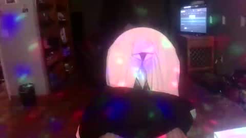 darla_darling1222101 online show from 04/17/26, 02:25