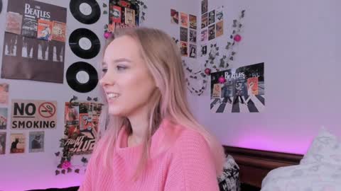 lina online show from 01/06/25, 02:15