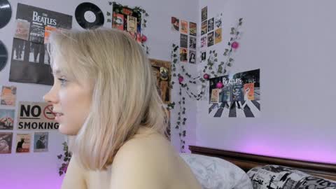 lina online show from 01/14/25, 02:40