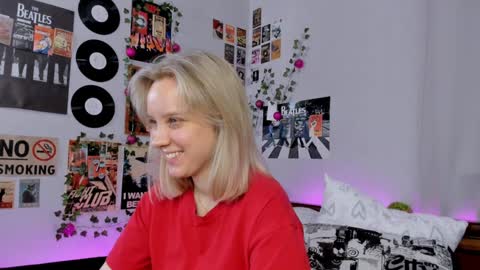 lina online show from 01/14/25, 08:37