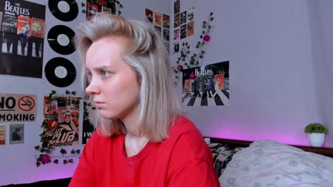 lina online show from 01/16/25, 08:25