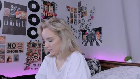 lina online show from 01/23/25, 11:15