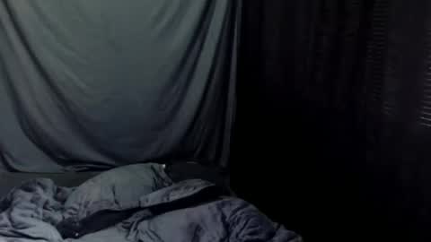 darling_and_dante online show from 01/02/25, 03:29