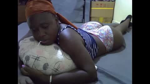 darling_ella online show from 10/31/25, 08:32