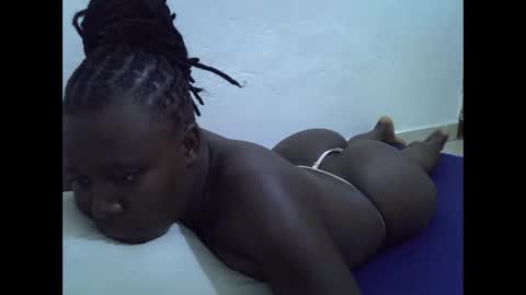 darling_ella online show from 02/13/26, 04:25