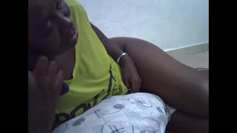 darling_ella online show from 04/22/26, 07:59