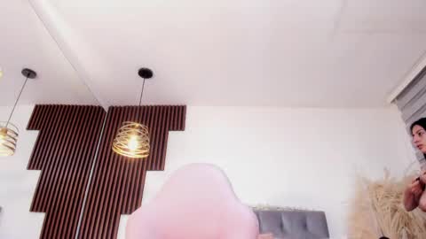 Snapshot of darling_spoiled chatting on 05/12/26, 10:56 darling online show from 05/12/26, 10:56