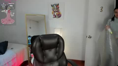 Snapshot of darling_spoiled chatting on 06/23/26, 10:13 darling online show from 06/23/26, 10:13