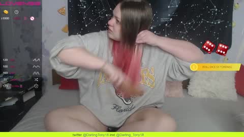 Snapshot of darling_tony18 chatting on 12/20/24, 03:00 darling_tony18 online show from 12/20/24, 03:00